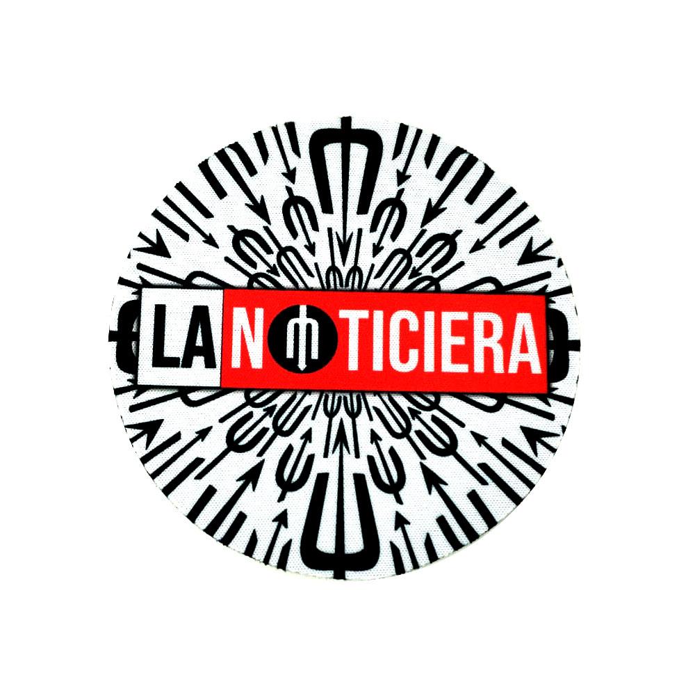 PORTA VASOS BLANCO LA NOTICIERA TRIDENTES NEGROS